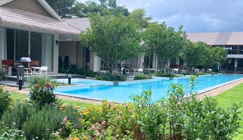 Executive Room, 1 Bedroom, Pool View