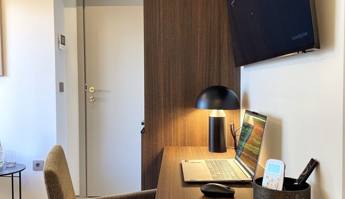 Executive Studio Suite