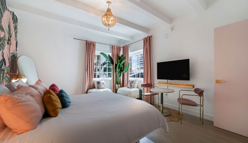 Standard Studio, City View