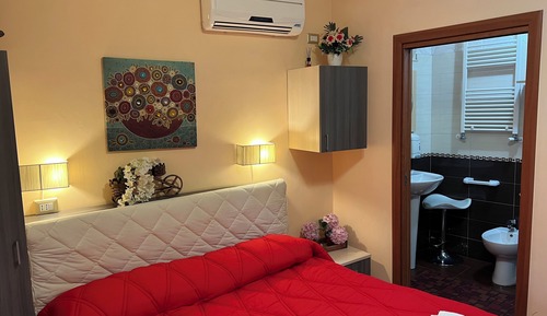 Deluxe Triple Room, City View