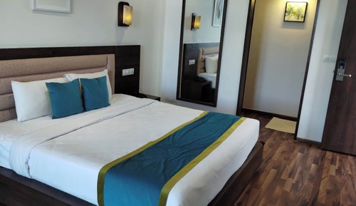 Comfort Suite, Garden View