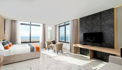 Standard Suite