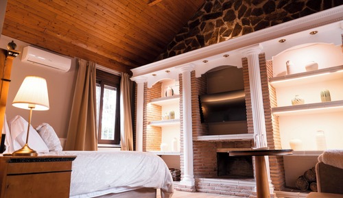 Standard Double Room, Garden View