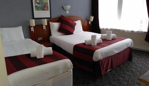Triple Room