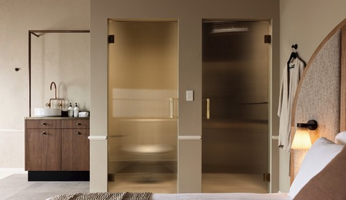 Executive Suite, 1 King Bed, City View
