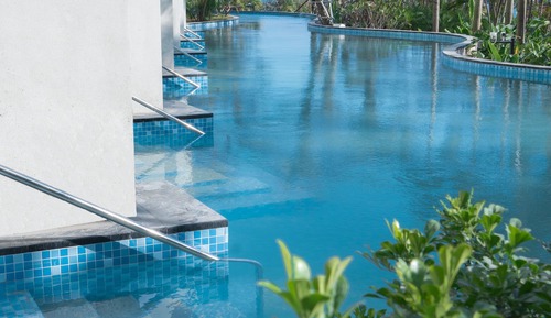 Garden Poolside King Room