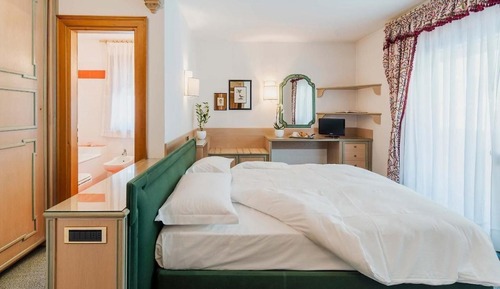 Deluxe Double or Twin Room, Mountain View, Tower