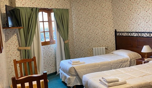 Basic Twin Room