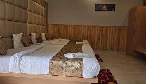 Luxury Room