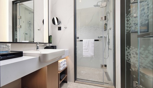Superior Double Room, City View
