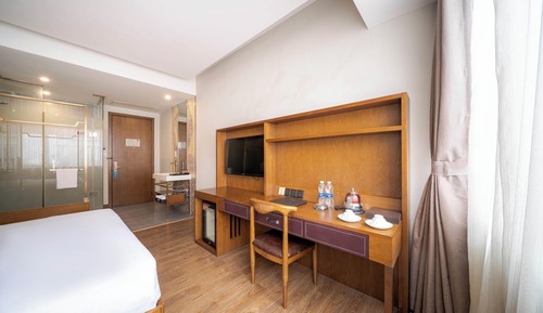 Superior Double Room, City View