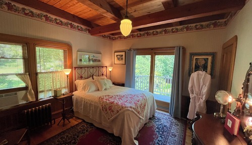 Double Room, 1 Queen Bed, Balcony, Lake View