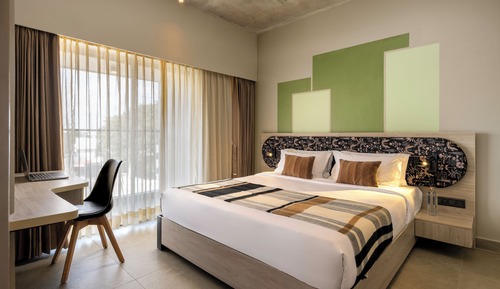 Royal Suite, 1 Queen Bed, City View