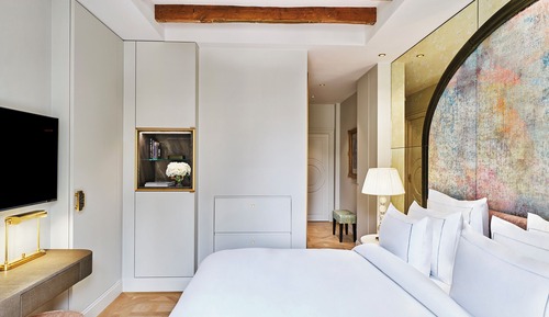 Castiglione Room