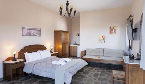 Standard Studio, Balcony, Lake View