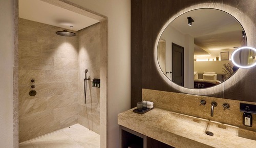 Superior Room, 1 King Bed