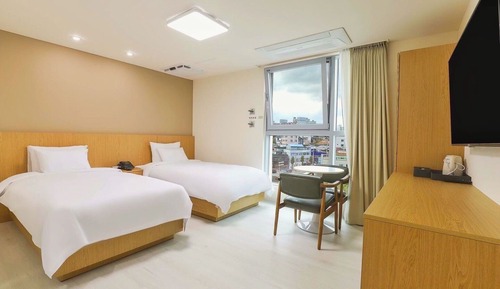 Deluxe Twin Room, Mountain View