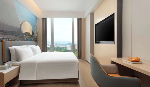 Room, 1 King Bed, Non Smoking, City View