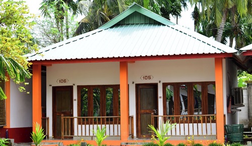 Basic Double Room, Balcony, Garden View