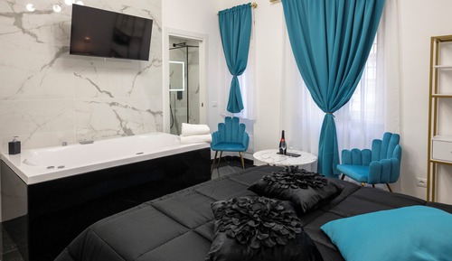 Luxury Double Room, Jetted Tub