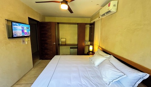 Basic Room, Garden View