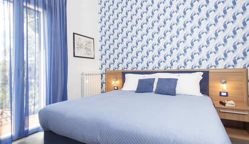 Double Room, Balcony