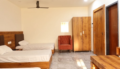 Deluxe Shared Dormitory