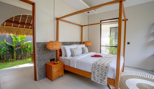 Deluxe Double Room, Pool View