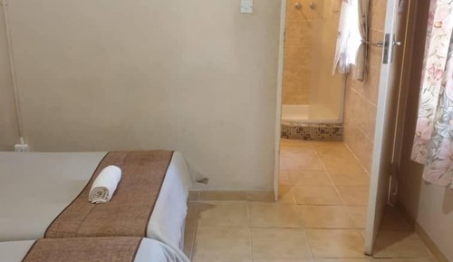 Basic Room, Private Bathroom, Garden View