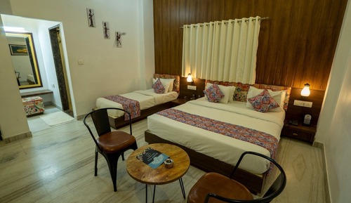 Family Room, 3 Bedrooms