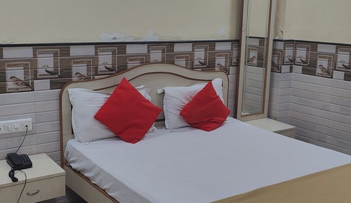 Single Room, City View