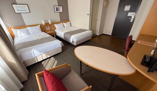 Twin Room, Smoking (for 4 People)
