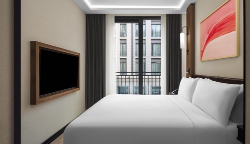 King One Bedroom Suite