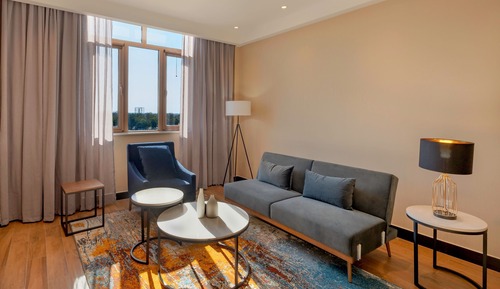 Suite, 1 Bedroom, Garden View