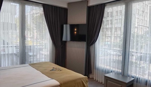 Standard Double Room, City View