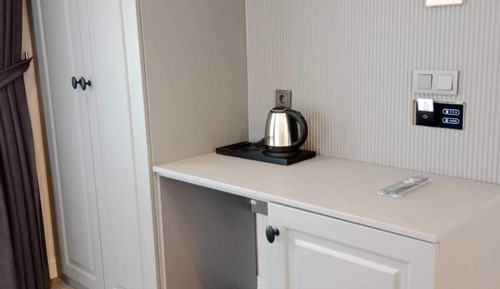 Family Triple Room, Smoking, City View