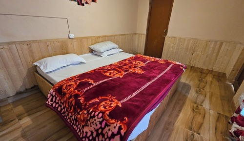 Deluxe Single Room, Mountain View