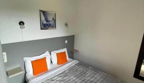 Double room with shared toilet and terrace