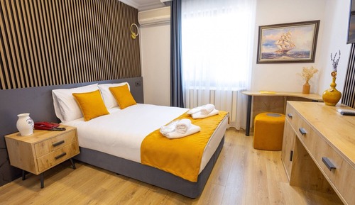 Standard Double Room Single Use, City View
