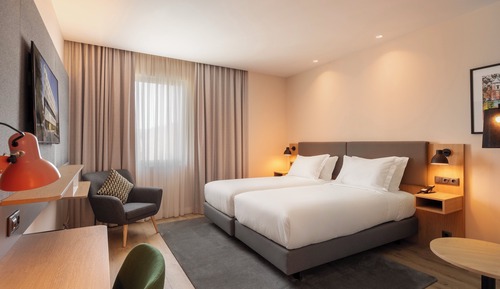 Premium Room, 2 Twin Beds, Pool View