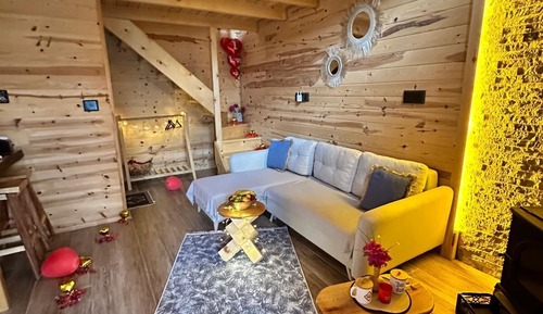 Tree House, Mountain View