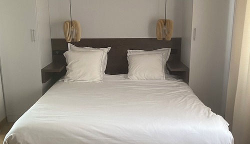 Luxury Apartment, Balcony, Garden View