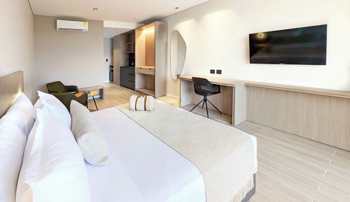 Panoramic Suite, Balcony, City View