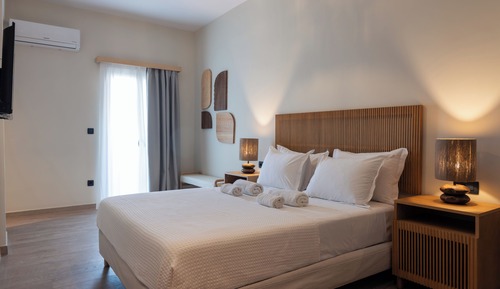 Super Suite with Sea View &amp; Hot Tub