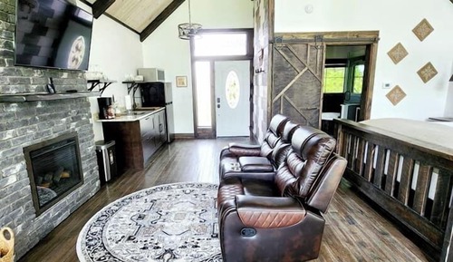 Luxury Tree House, 1 King Bed, Golf View
