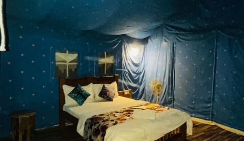 Deluxe Tent, Desert View