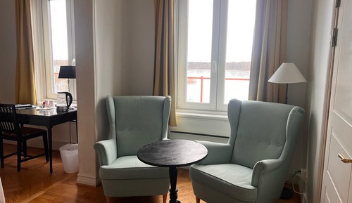 DeLuxe Suite Manor House Garden View