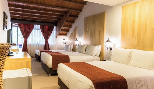 Traditional Quadruple Room, Multiple Beds, Private Bathroom