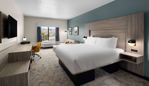 Room, Multiple Beds, Non Smoking