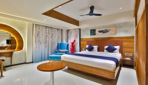 Luxury Suite